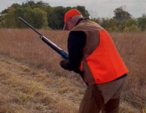 Klutzy Walz Struggles Loading His Shotgun On Pheasant Hunt